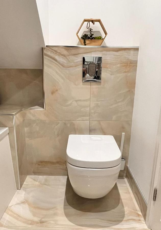 Luxurious Double Bedroom, Ensuite With Free Wifi. อ็อกซ์ฟอร์ด ภายนอก รูปภาพ